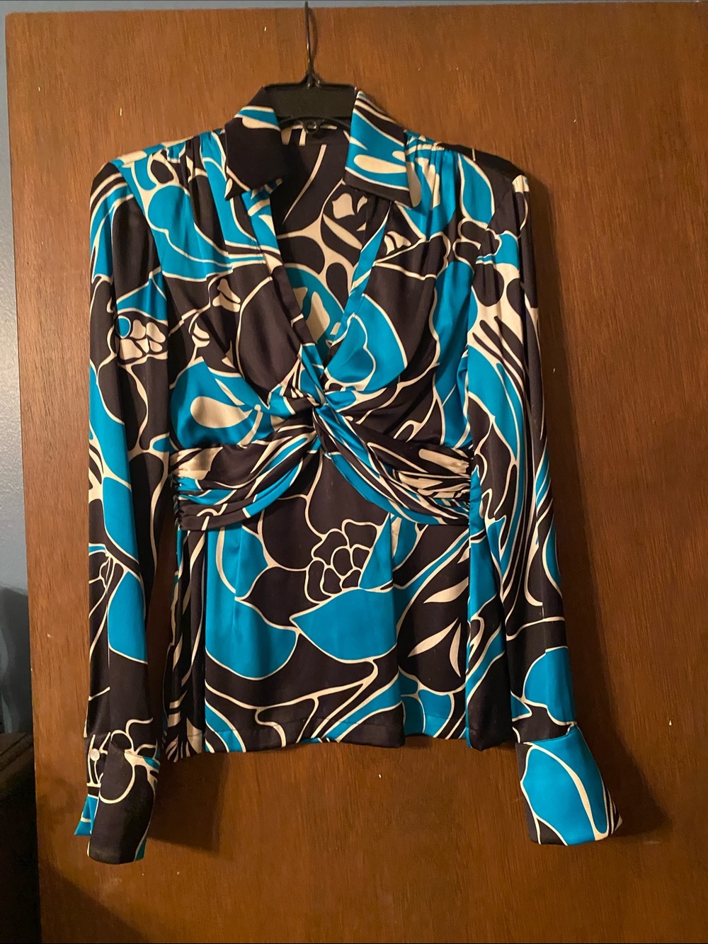 Women's Blue & Black Twist-Front Long Sleeve Top